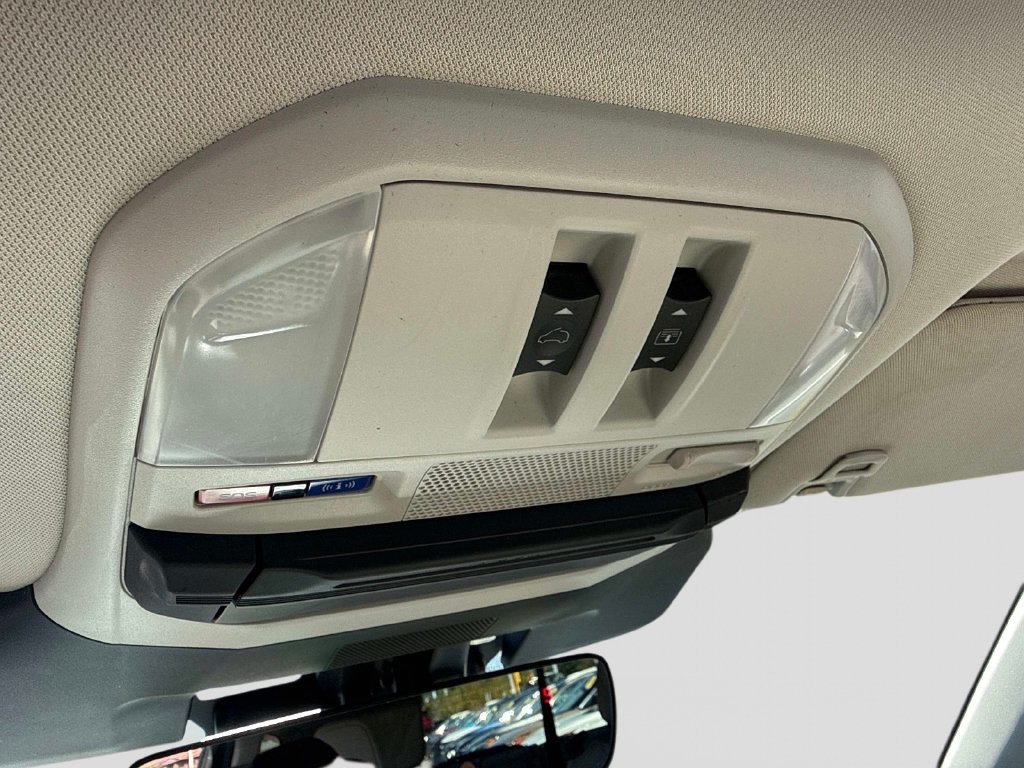 Used 2025 White Subaru Limited image 28