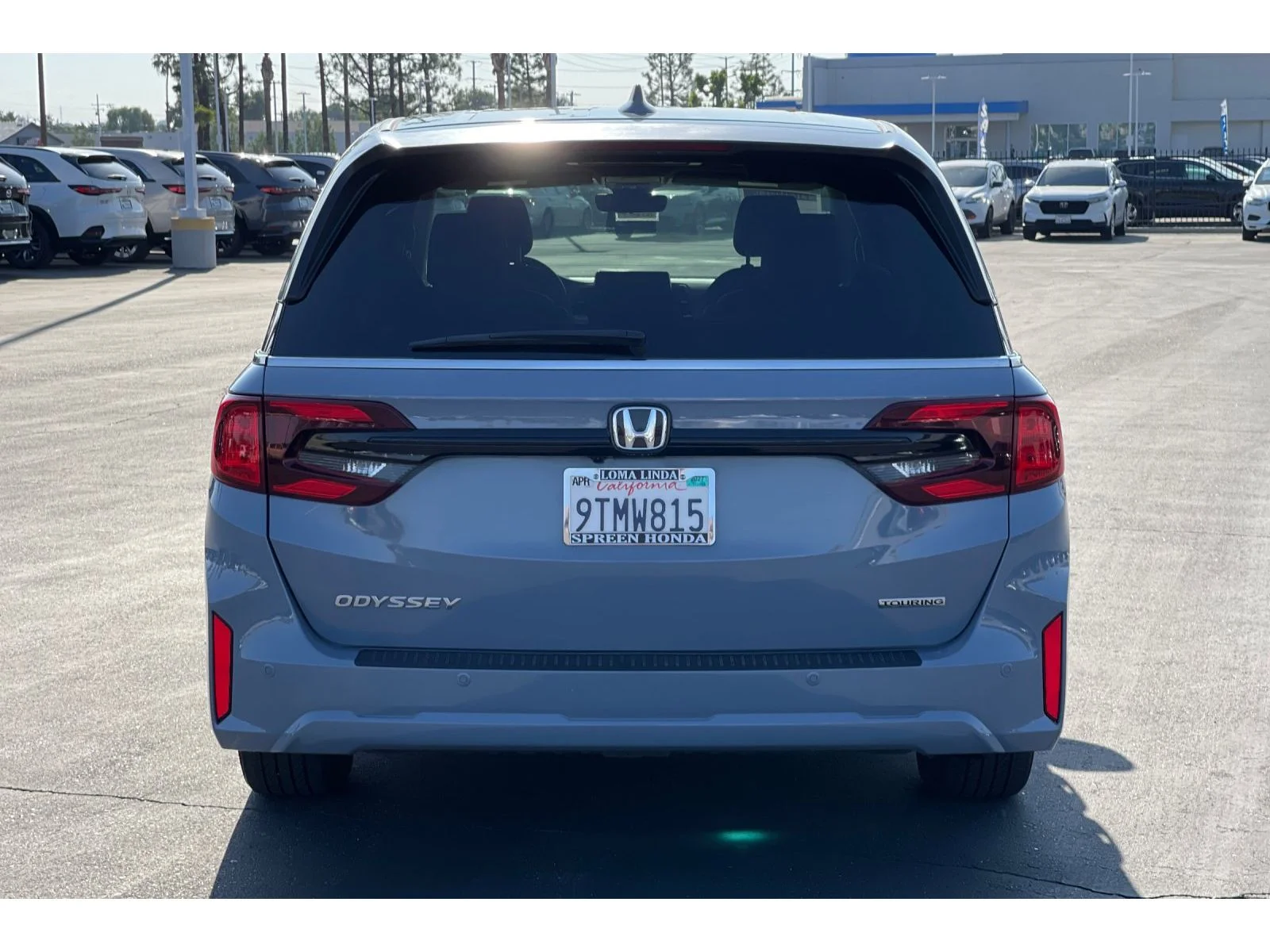 Used 2025 SONIC GRAY PEARL Honda Touring image 4