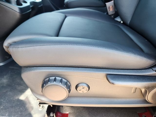 Used 2026 Red Mercedes-Benz Cargo 144 WB image 9