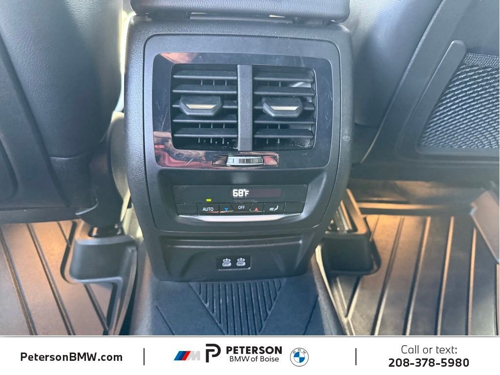 Used 2024 Skyscraper Grey Metallic BMW xDrive30i image 20