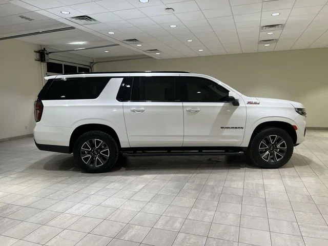 Used 2024 Summit White Chevrolet Z71 image 6
