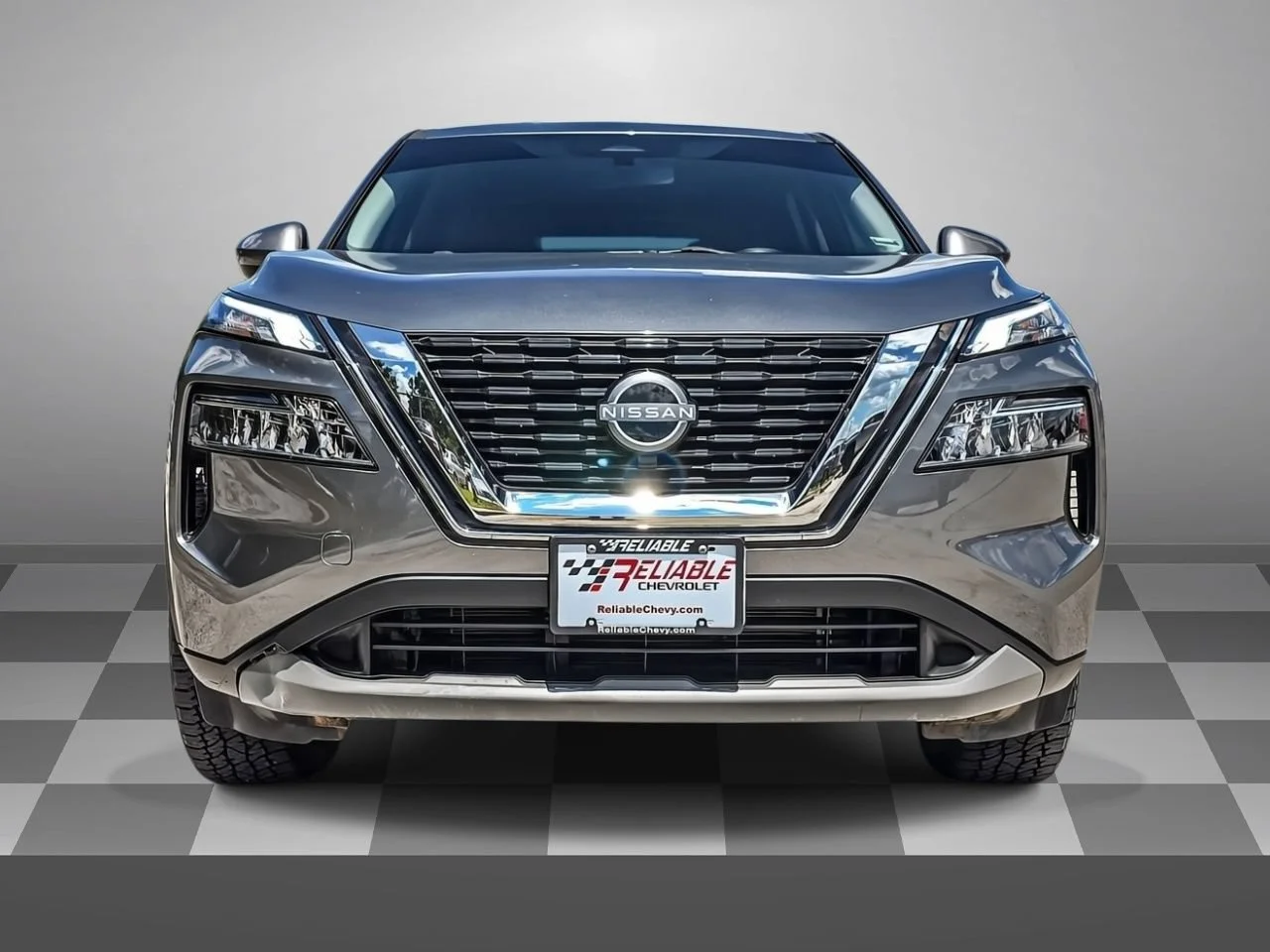 Used 2023 Gray Nissan SV Intelligent AWD image 1