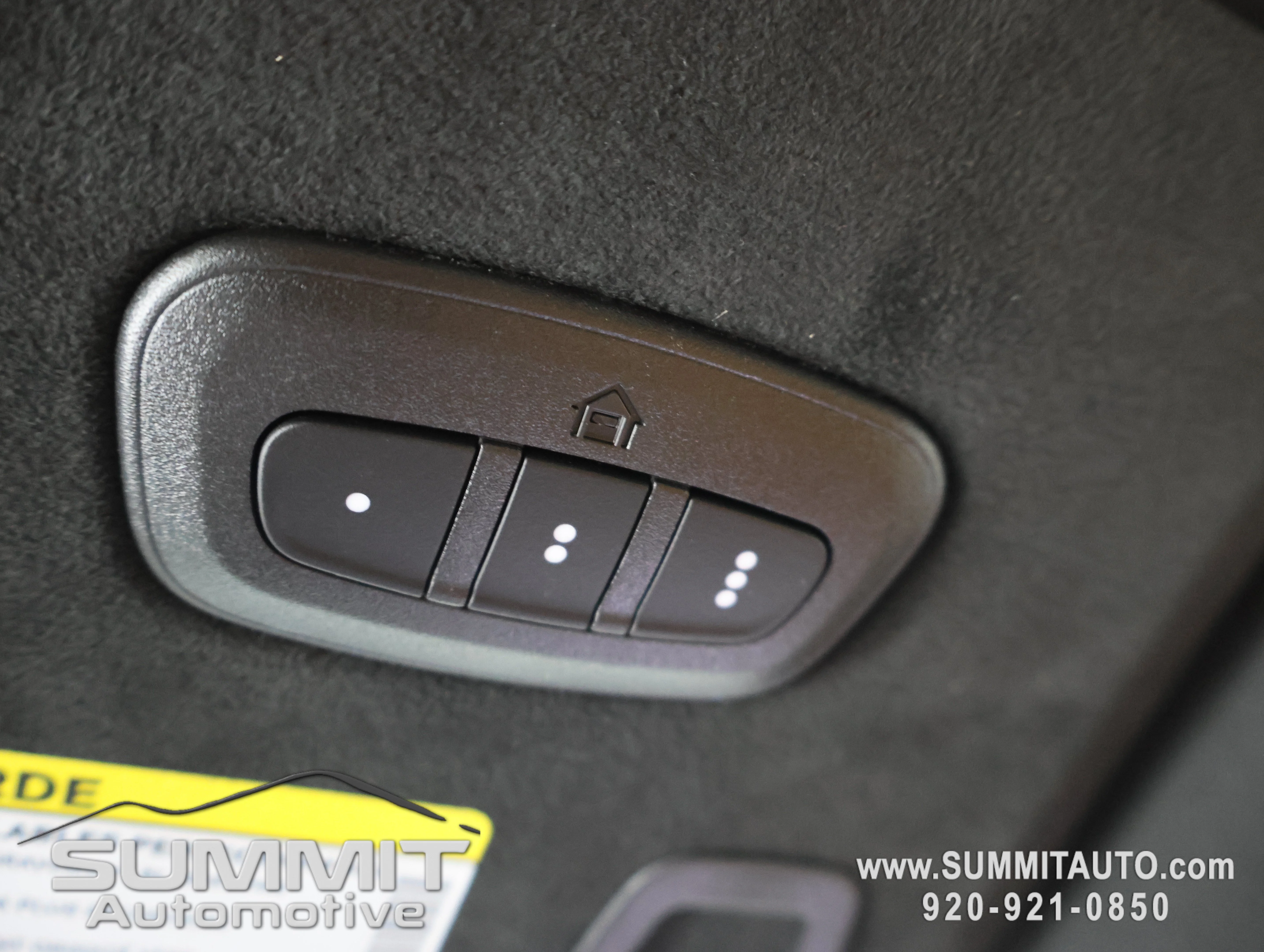 New 2026 Diamond Black Crystal Pearl-Coat Exterior Paint Jeep Summit image 87