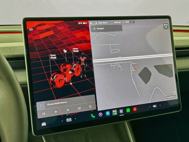 2026 Tesla Model Y Premium - Photo 21