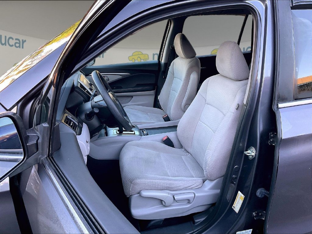 Used 2018 Gray Honda LX image 10