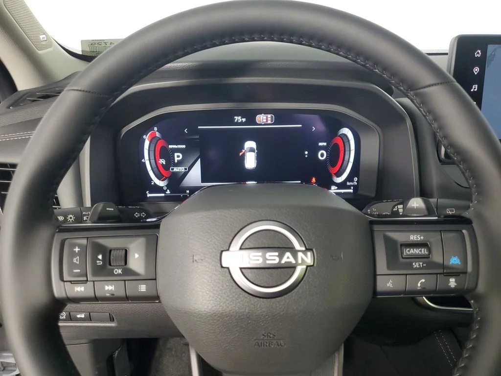 New 2026 White Nissan Platinum image 22