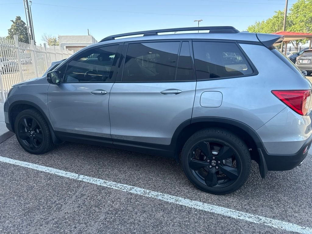 Used 2019 Gray Honda Elite image 5