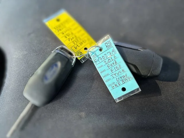Used 2016 Gray Ford XLT image 17