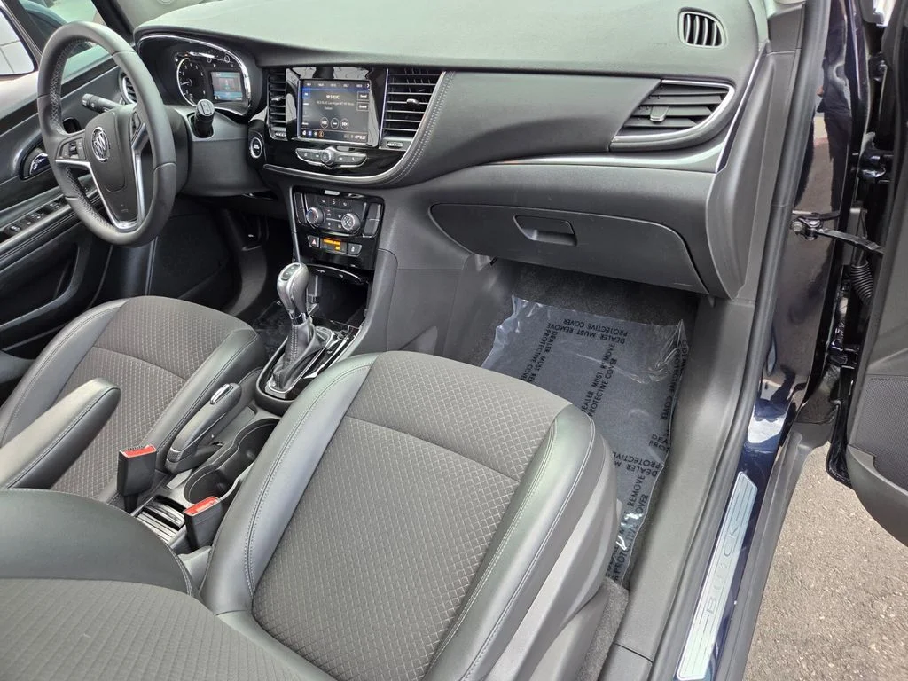 Used 2022 Blue Buick Preferred image 21