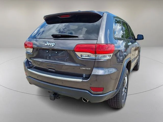 Used 2018 Gray Jeep Limited image 10