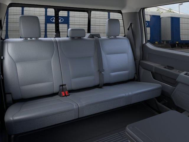 New 2026 Oxford White FORD F-550® XL image 33