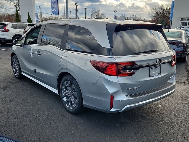 2026 Honda Odyssey Touring - Photo 4