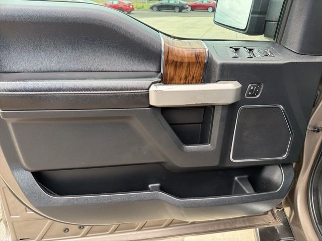 2020 Ford F-150 Lariat - Photo 17