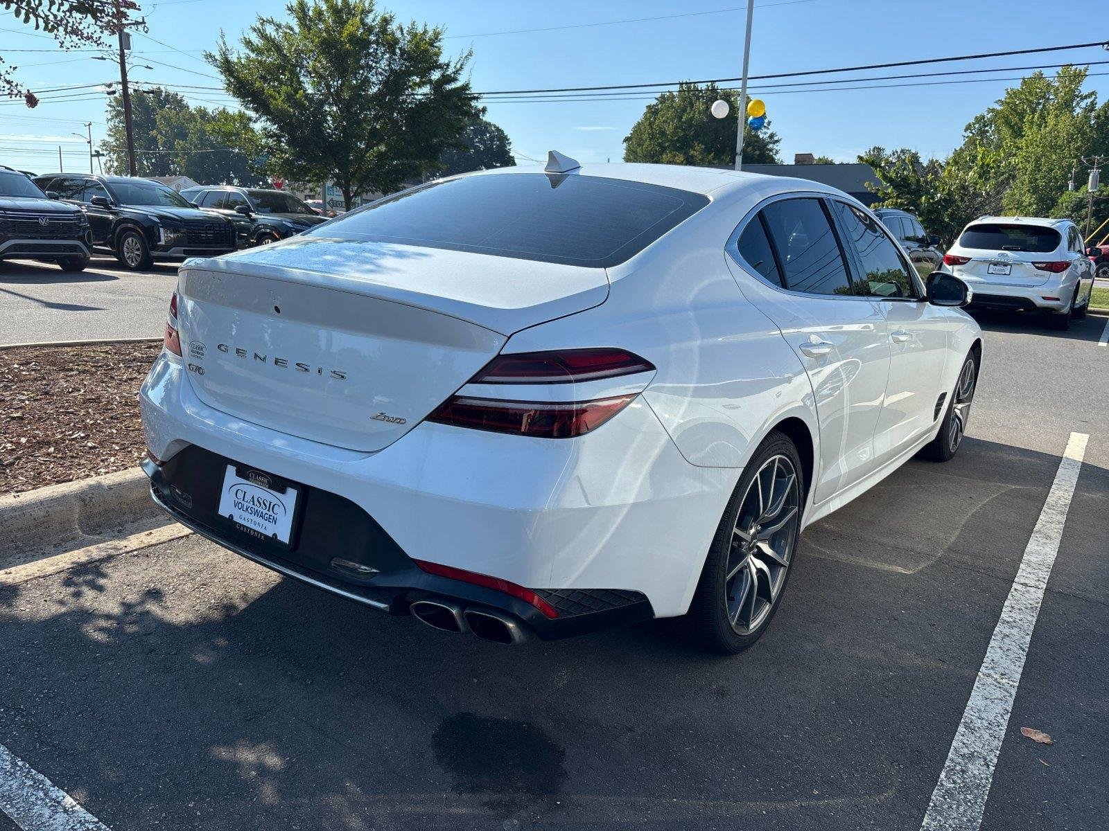 Used 2023 Uyuni White Genesis 2.0T image 6