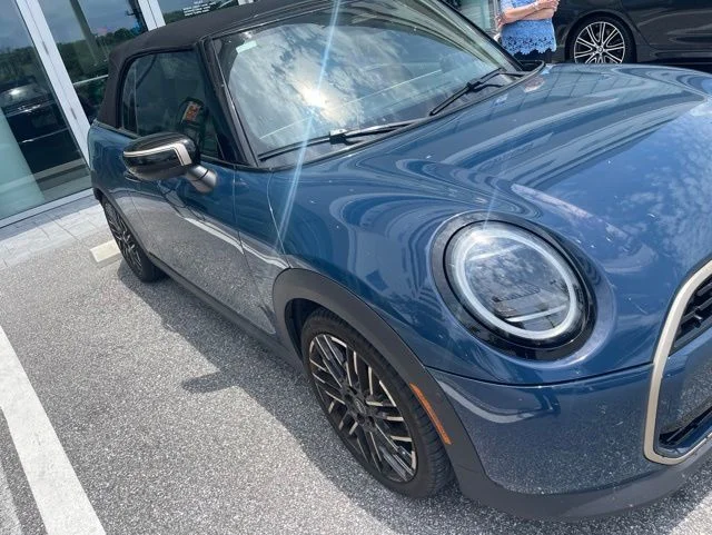 2025 MINI Convertible Cooper S's photo