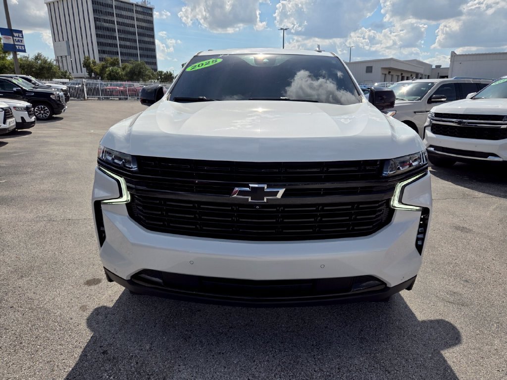 2023 Chevrolet Suburban RST - Photo 22