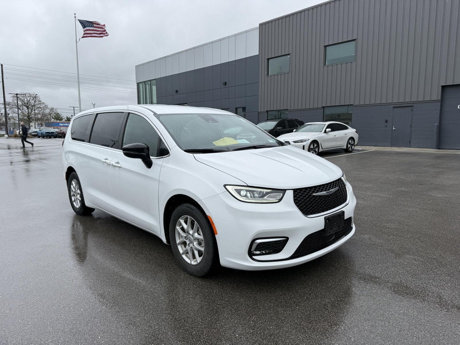 2025 Chrysler Pacifica