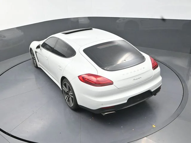 Used 2016  Porsche 4 image 27