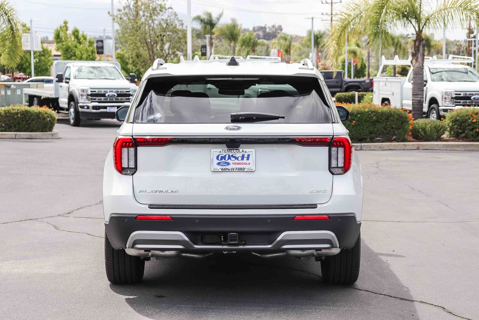 New 2026 Star White Metallic Tri-Coat Ford Platinum™ image 5