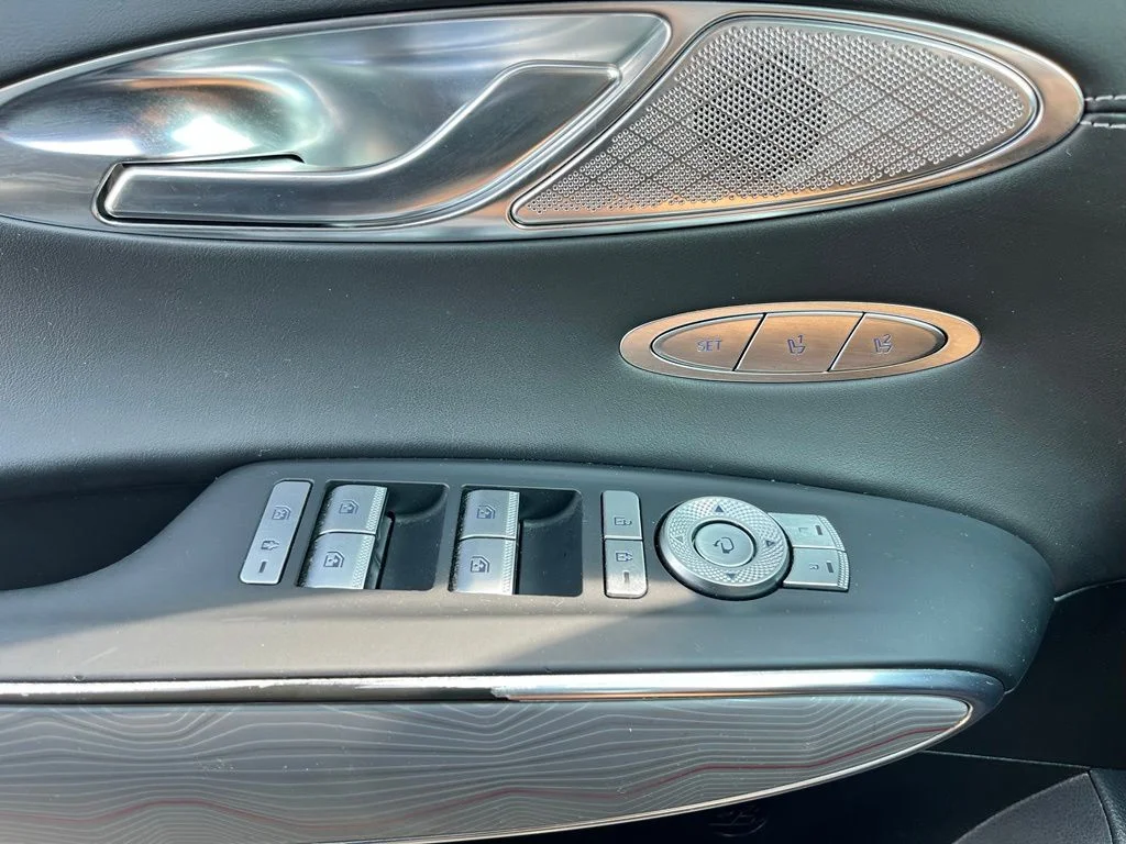 Used 2024 Gray Genesis 2.5T image 19