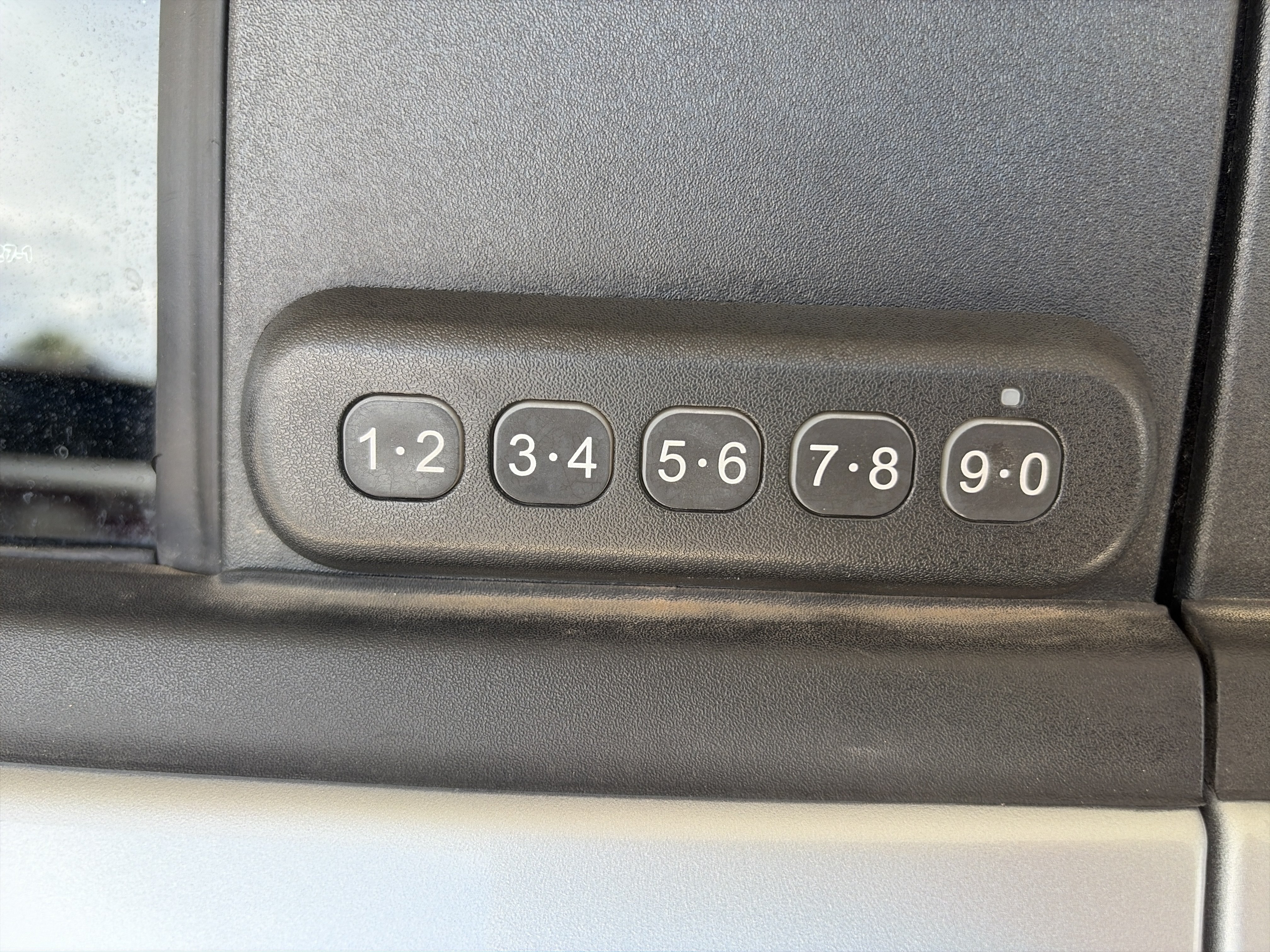 Used 2023 Silver Ford XL image 15