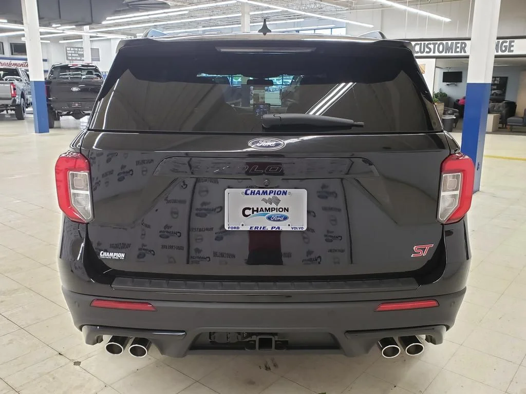 Certified Used 2022 Black Metallic Ford ST image 7