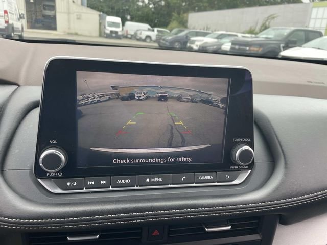 Used 2023 Gun Metallic Nissan SV image 26
