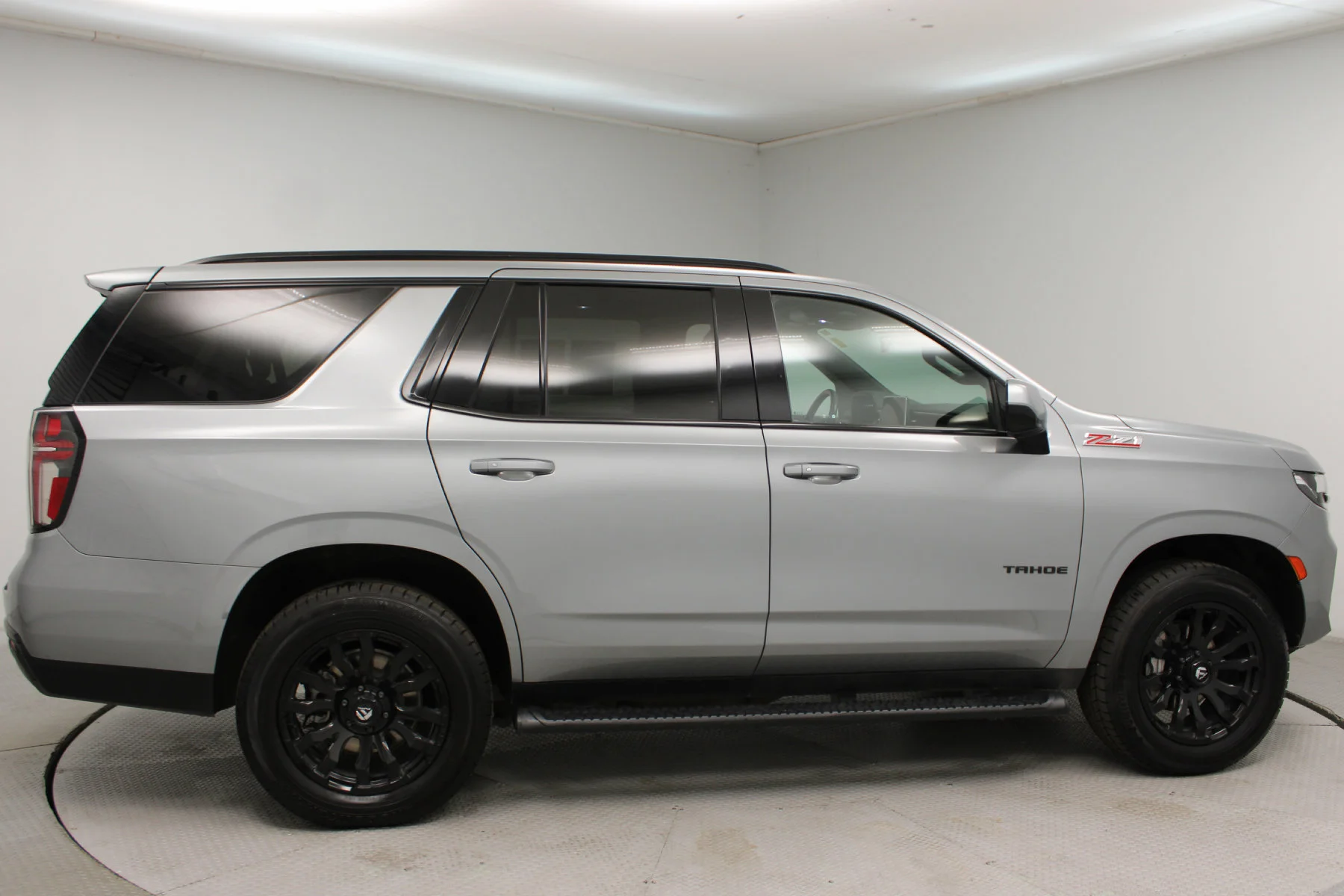 Used 2023 Sterling Gray Metallic Chevrolet 4WD Z71 image 12
