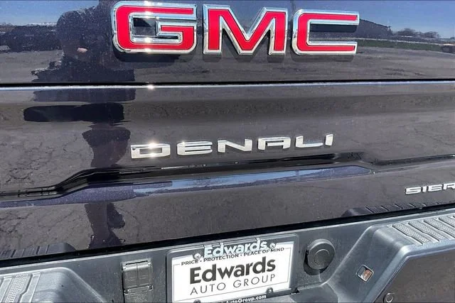 2026 GMC Sierra 1500 Denali - Photo 9