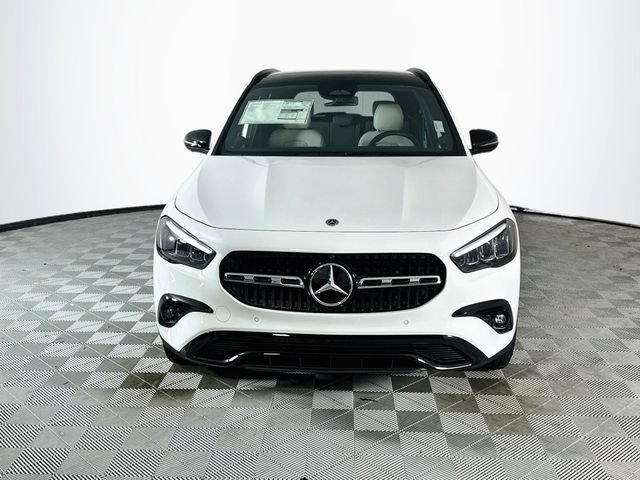 New 2026 Polar White Mercedes-Benz GLA 250 image 33