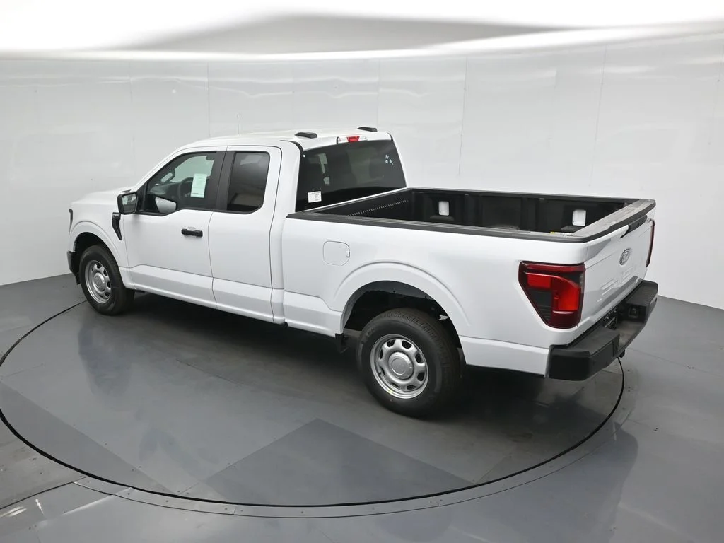 New 2026 White Ford XL image 34