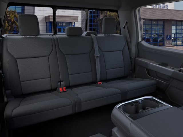 New 2026 Oxford White Ford XLT image 11