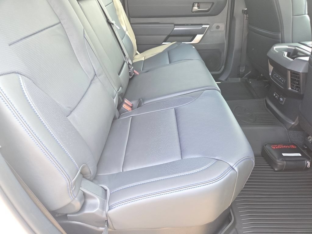 New 2026 Wind Chill Pearl Toyota Platinum image 5