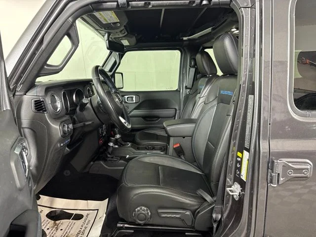 Used 2022 Granite Crystal Metallic Clearcoat Jeep Unlimited Rubicon 4xe image 10