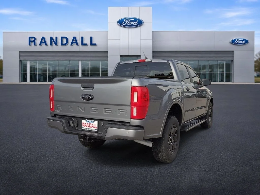Used 2022 Gray Metallic Ford XLT image 5