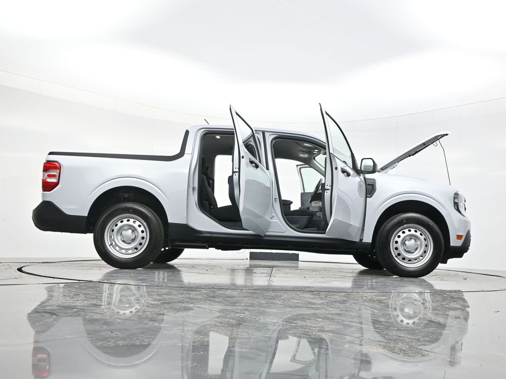 New 2026 Space White Metallic Ford XL image 50