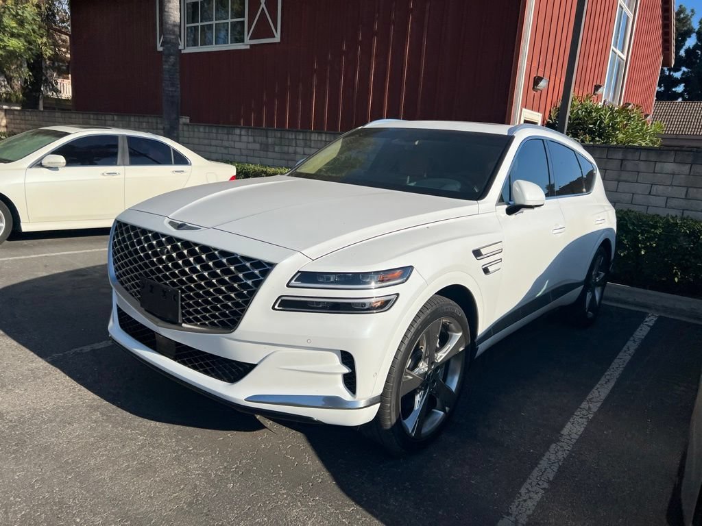 Used 2023 Matterhorn White Genesis 3.5T image 3