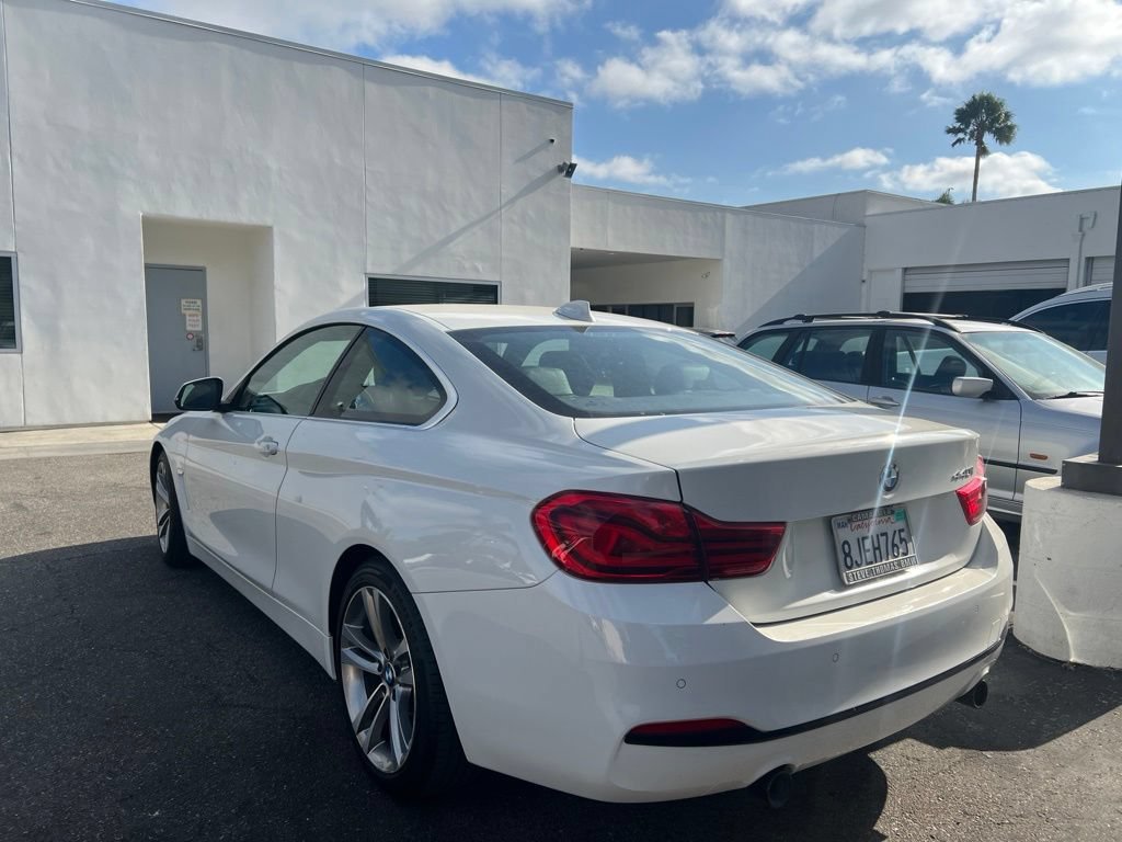 Used 2019 Alpine White BMW 440i image 5