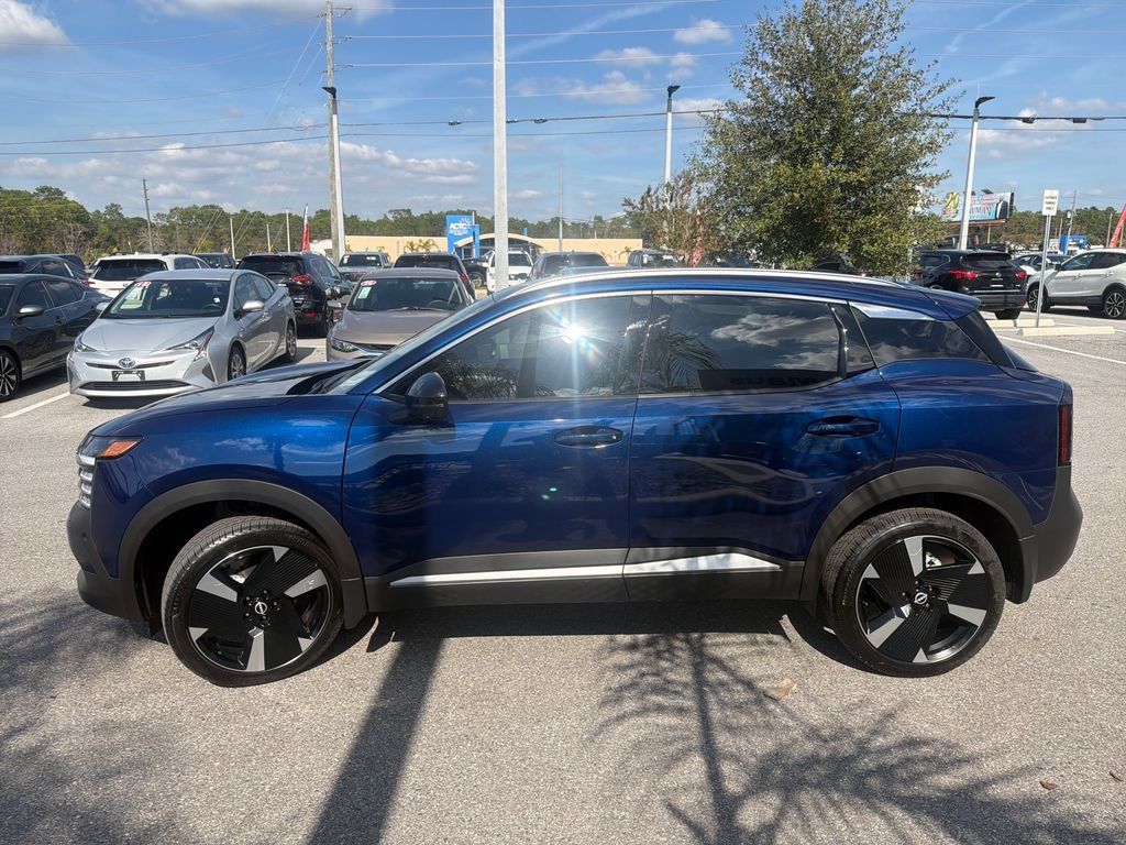 New 2026 Blue Nissan SR image 4