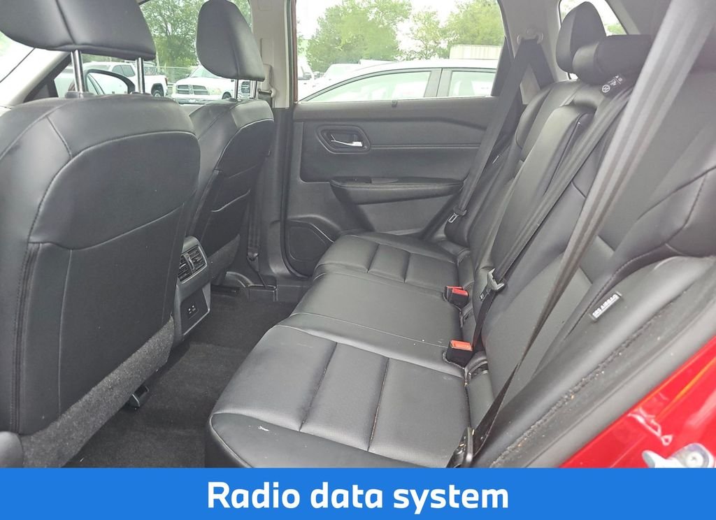 Used 2023 Red Nissan SV image 6