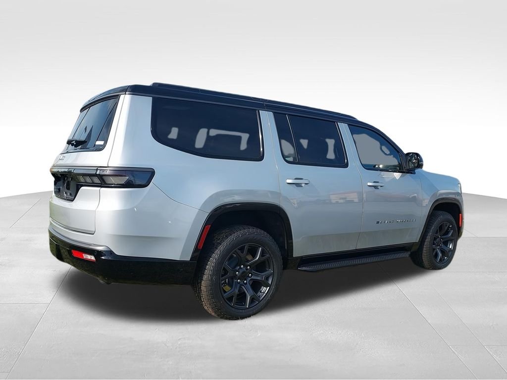 New 2026 Silver-Zynith Exterior Paint Jeep Upland image 8