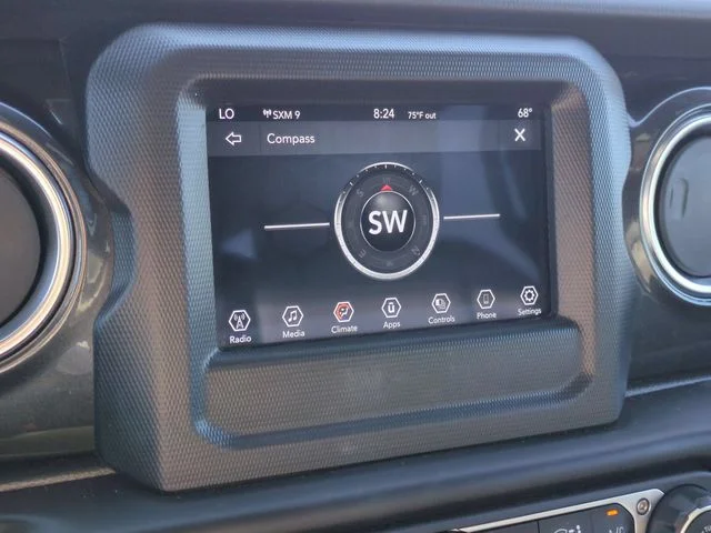 Used 2021 White Jeep Unlimited Sahara Altitude image 23