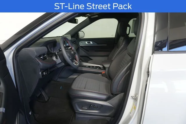 New 2027 Avalanche Gray Ford ST-Line image 7