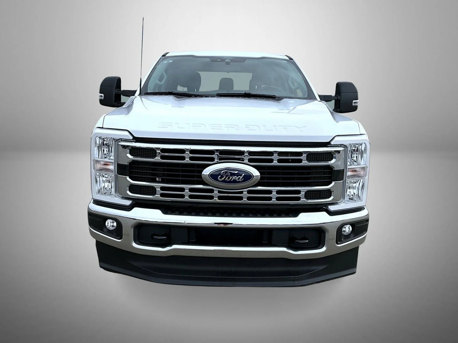Used 2025 White Ford XLT image 2