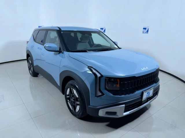 New 2027 FROST BLUE Kia LX image 2