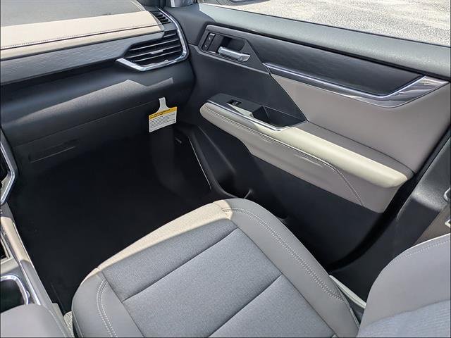New 2026 Summit White GMC Elevation image 14