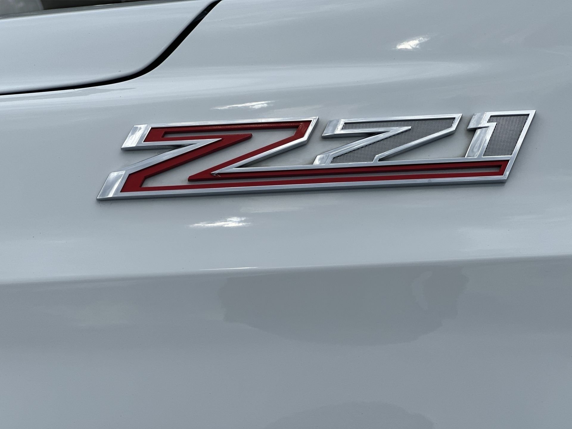Used 2021 SUMMIT WHITE Chevrolet Z71 image 30