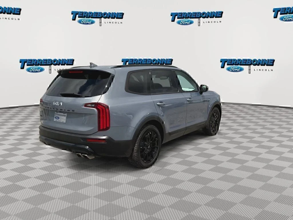 Used 2022 Everlasting Silver Kia SX image 8