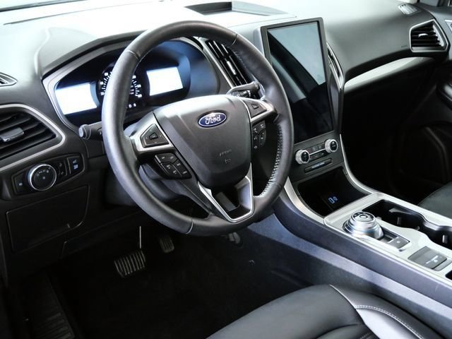 Certified Used 2024 Green Ford SEL image 3