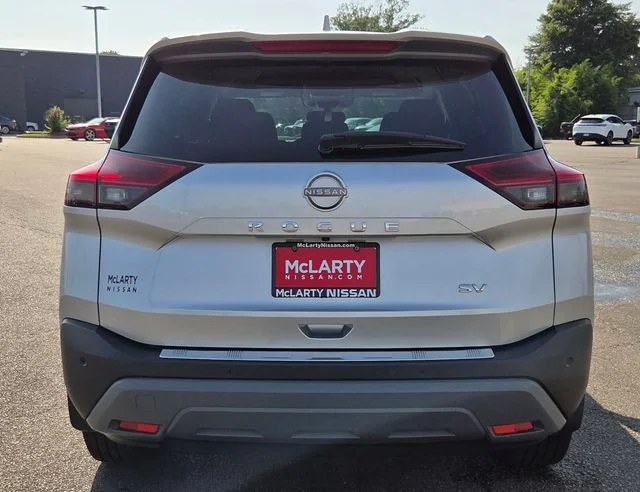 Used 2023 Silver Nissan SV image 6